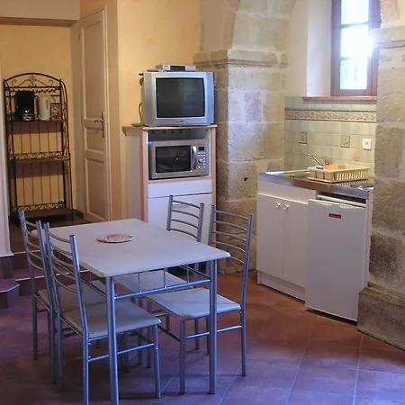 Holiday home Chez Bernard Et Michele *
